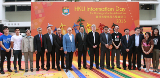 HKU Vice-Chancellor Professor Lap-Chee Tsui and Faculty Deans stick plane models on the backdrop, implying students should go for their dreams.