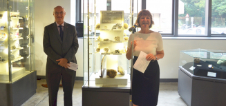 Dr Petra Bach, Curator of the Stephen Hui Geological Museum introduces Mr Eric Berti, the Consul General of France in Hong Kong & Macau at the joint Opening Reception of the Climate Change 360 exhibition, a collaboration between the Consulate General of France in Hong Kong & Macau and the Stephen Hui Geological Museum.