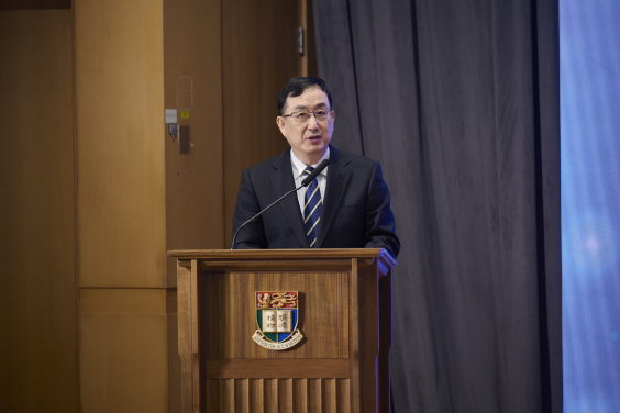 Mr Xi Wang, Vice Governor of Guangdong Province and Academician of Chinese Academy of Sciences, delivers opening remarks.