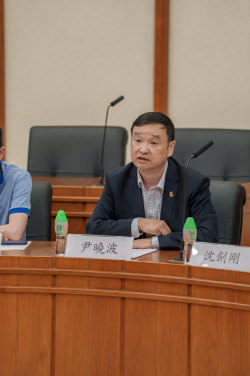 港大副校長（環球事務）尹曉波教授